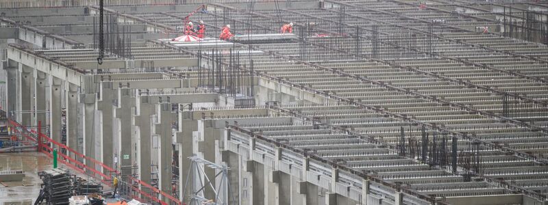 Ein Investitionsziel in Deutschland: die künftige Chipfabrik in Dresden.  - Foto: Robert Michael/dpa