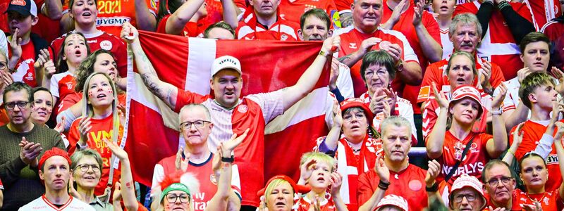 Das DHB-Team spielt am Montagabend auch gegen Tausende Fans. (Archivbild) - Foto: Sina Schuldt/dpa
