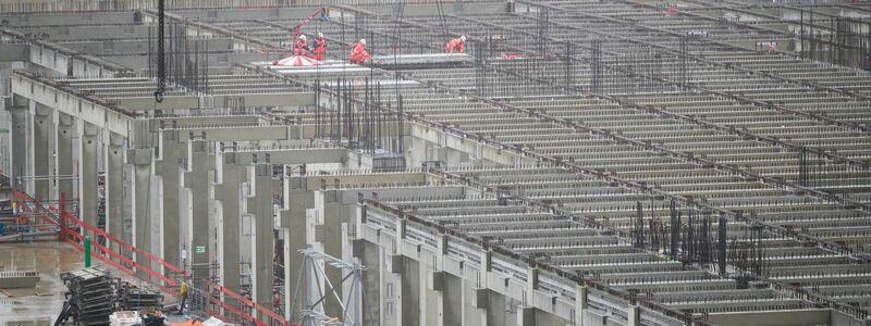 Ein Investitionsziel in Deutschland: die künftige Chipfabrik in Dresden.  - Foto: Robert Michael/dpa