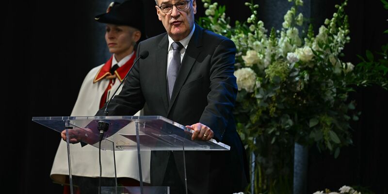 Der Schweizer Bundespräsident betont, es sei nicht Aufgabe der Politik, in das Justizsystem einzugreifen. - Foto: Fabrice Coffrini/AFP POOL/KEYSTONE/dpa