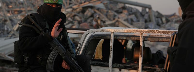Israel fordert die Rückführung der letzten toten Geisel der Hamas. (Archivbild) - Foto: Abdel Kareem Hana/AP/dpa