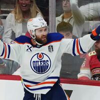 Die Fans dürfen auch für Eishockey-Star Leon Draisaitl stimmen. (Archivbild) - Foto: Nathan Denette/The Canadian Press/dpa