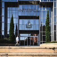 Bei dem Schlag wurden Tausende Verdächtige festgenommen. (Archivbild) - Foto: Olivier Chassignole/AFP/dpa