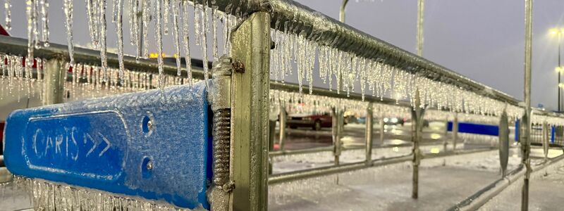 In weiten Teilen der USA haben Schnee und Eis die Städte eingehüllt.  - Foto: John Raby/AP/dpa