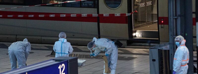 Bei dem Messerangriff wurden mehrere Menschen schwer verletzt. (Archivfoto) - Foto: Georg Wendt/dpa