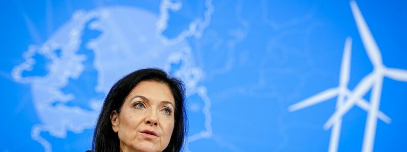 Bundeswirtschaftsministerin Reiche hält mehr Vollzeitjobs für notwendig. - Foto: Kay Nietfeld/dpa