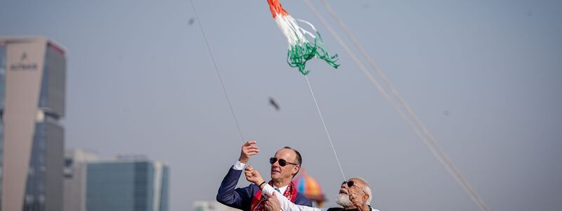 Bundeskanzler Friedrich Merz warb bei seinem jüngsten Indien-Besuch für einen schnellen Abschluss des Abkommens. (Archivbild) - Foto: Kay Nietfeld/dpa