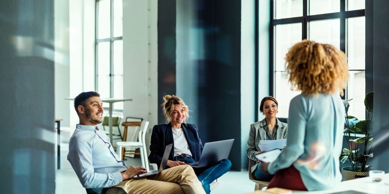 Schluss mit dem Papierkram: Neuer Master qualifiziert für die smarte Behörde - Foto: presseportal.de