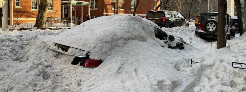 Auch wenn große Teile Deutschlands unter einer weißen Schneedecke liegen - die Menge reicht nicht an die Schneemassen in den USA heran. - Foto: Jeff Rivera/TheNEWS2 via ZUMA Press Wire/dpa