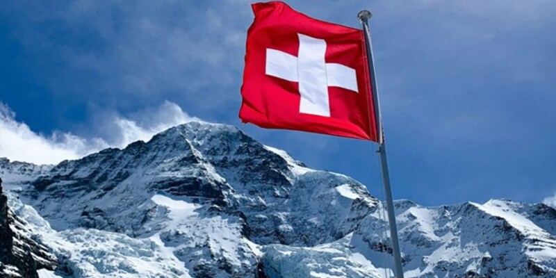 Auswandern in die Schweiz - Foto: @von Ronnie Schmutz auf Unsplash 