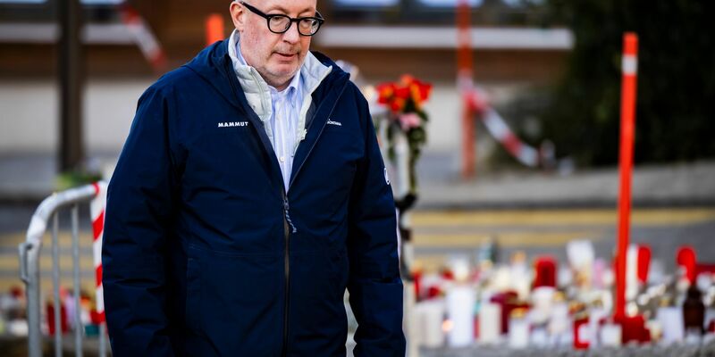 «Ich weine jeden Tag»: Der Gemeindepräsident von Crans-Montana, Nicolas Féraud. (Archivbild) - Foto: Jean-Christophe Bott/KEYSTONE/dpa