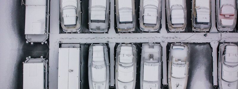 Wie lange das Eis bleibt, hängt von mehreren Faktoren ab - natürlich auch von den Temperaturen. - Foto: Jens Büttner/dpa