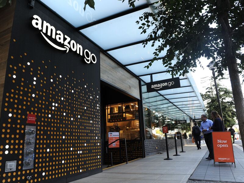 Die Geschäfte von Amazon Go kamen ohne Kassen aus. (Archivbild) - Foto: Andrej Sokolow/dpa