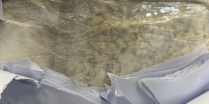 ZOLL-H: ZOLL stellt 400 Kilogramm Heroin im Hamburger Hafen sicher/Wert des Heroins von ca. 32 Millionen Euro, Durchsuchungen von Wohn- und Geschäftsräumen in Bremen, Bremerhaven und Osterholz-Scharmbeck - Foto: presseportal.de