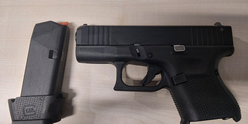 BPOL-BadBentheim: Waffe und Munition bei Grenzkontrolle sichergestellt - Foto: presseportal.de