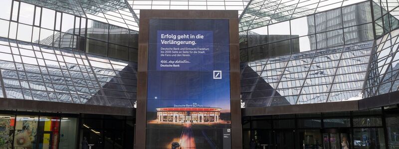 Die Deutsche Bank hat immer wieder mit Ärger mit der Finanzaufsicht rund um das Thema Geldwäsche. - Foto: Boris Roessler/dpa