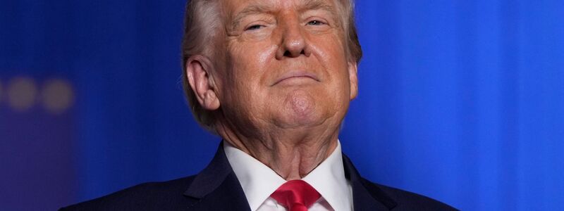 Laut US-Präsident Trump segelt eine «Armada» Richtung Iran.  - Foto: Mark Schiefelbein/AP/dpa