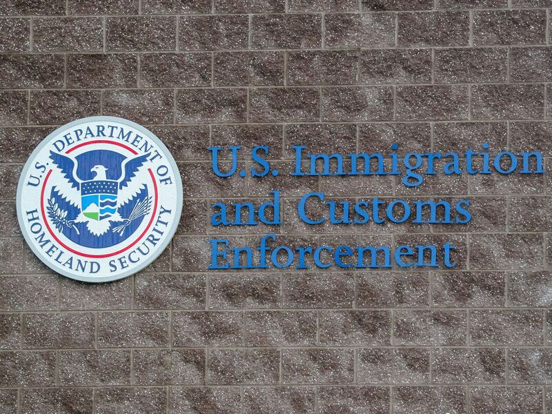 Seit dem Bekanntwerden eines geplanten ICE-Einsatzes nimmt der Unmut in Italien zu. (Archivfoto) - Foto: Paul Weaver/SOPA Images via ZUMA Press Wire/dpa