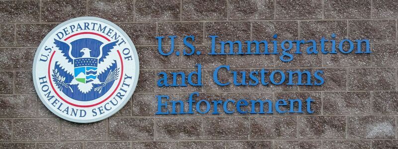 ICE ist eine Behörde des US-Heimatschutzministeriums. (Archivbild) - Foto: Paul Weaver/SOPA Images via ZUMA Press Wire/dpa