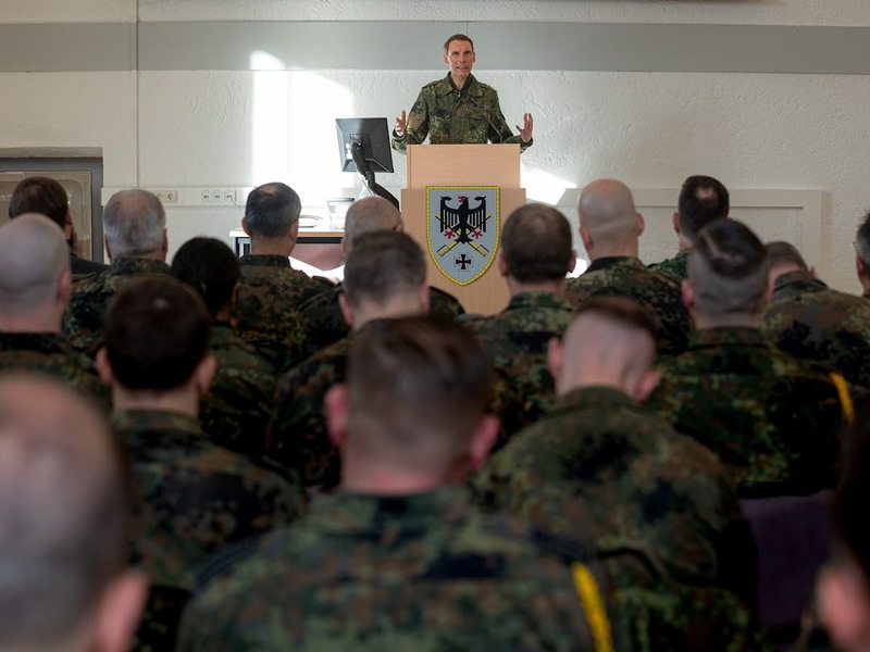 Inspekteur des Heeres setzt Aktionsplan Luftlandetruppe in Kraft - Foto: presseportal.de