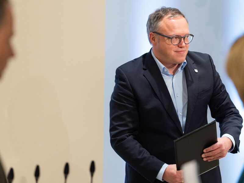 Die TU Chemnitz will Mario Voigt den Doktortitel entziehen. - Foto: Michael Reichel/dpa