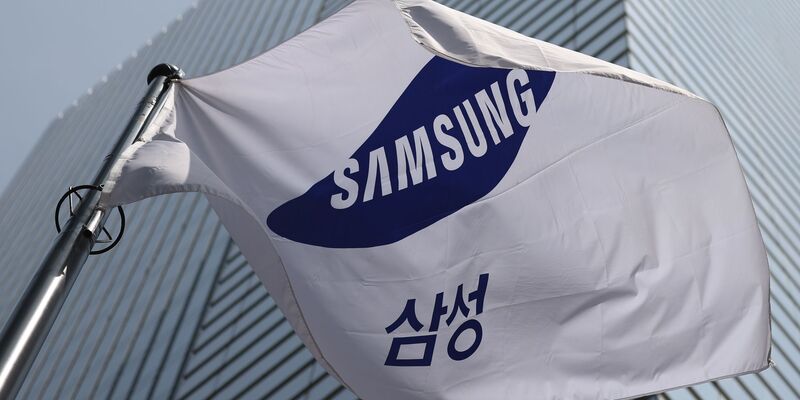 Samsung Electronics fuhr im vierten Quartal 2025 einen Rekordgewinn ein. (Archivbild) - Foto: -/YNA/dpa