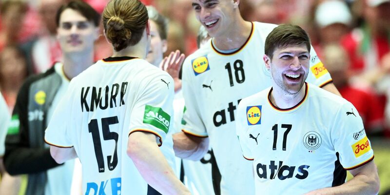 Deutschlands Handballer spielen um ihre erste EM-Medaille seit dem Titel 2016.  - Foto: Sina Schuldt/dpa
