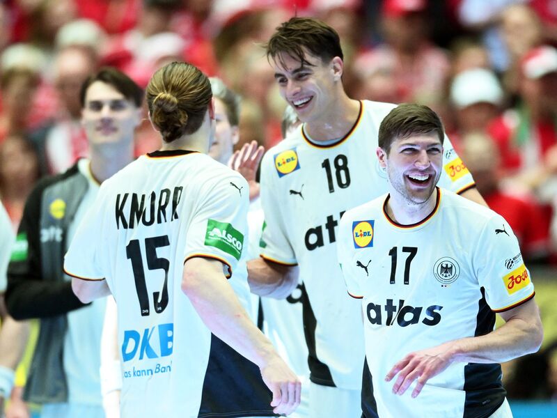 Deutschlands Handballer spielen um ihre erste EM-Medaille seit dem Titel 2016.  - Foto: Sina Schuldt/dpa