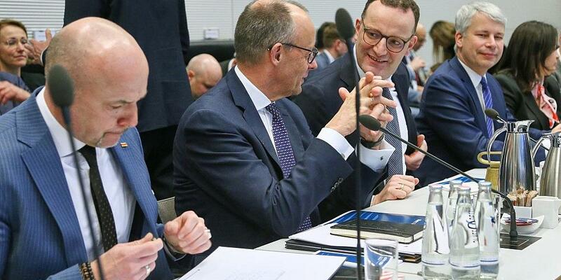 Hoffmann, Merz, Spahn und Bilger am 27.01.2026 - Foto: via dts Nachrichtenagentur