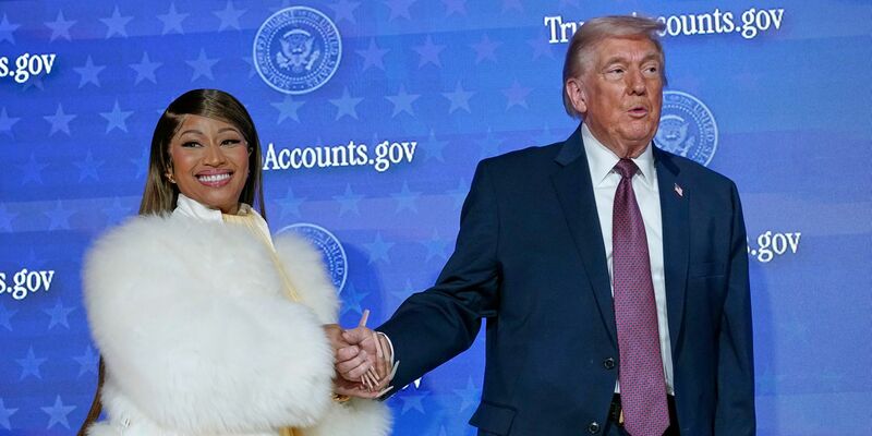 Rapperin Nicki Minaj sagte, sie sei der «wahrscheinlich» größte Fan des US-Präsidenten. - Foto: Jose Luis Magana/AP/dpa