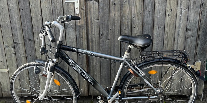 POL-ST: Rheine, Tatverdächtige nach Fahrraddiebstahl gestellt, Eigentümer zweier Fahrräder gesucht - Foto: presseportal.de