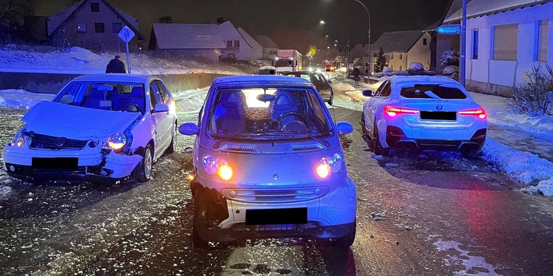 POL-MI: Hoher Sachschaden bei Verkehrsunfall in Nettelstedt - Foto: presseportal.de