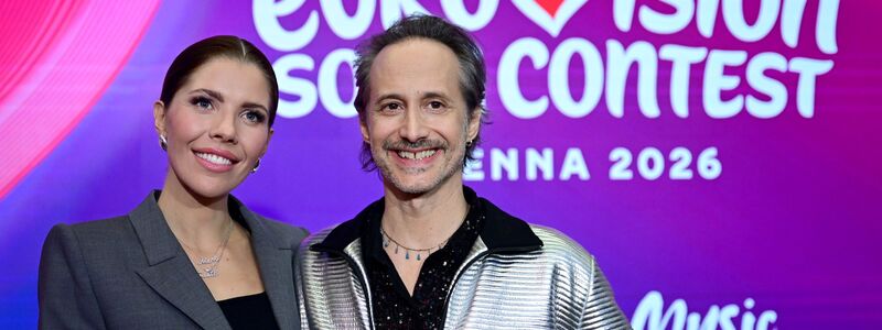 Das Moderatoren-Duo für den ESC im Mai in Wien steht fest: Victoria Swarovski und Michael Ostrowski. - Foto: Roland Schlager/APA/dpa