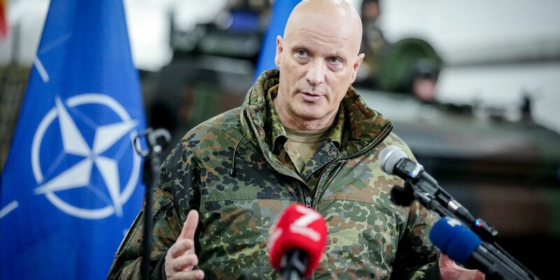 Geübt wird die schnelle Verlegung Tausender Soldatinnen und Soldaten innerhalb Europas von Süden und Westen nach Norden und Osten. - Foto: Kay Nietfeld/dpa