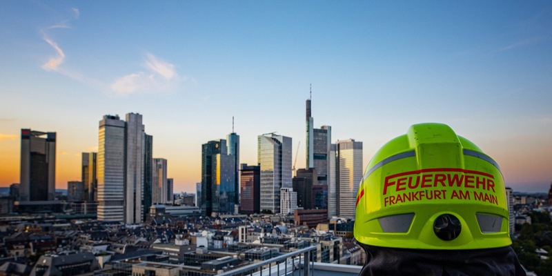 FW-F: Stadtverordnetenversammlung beschließt Fortschreibung des Bedarfs- und Entwicklungsplans der Feuerwehr Frankfurt - Foto: presseportal.de