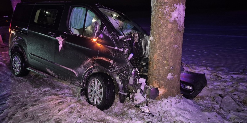 FW Südheide: Verkehrsunfall zwischen Baven und Müden - Foto: presseportal.de