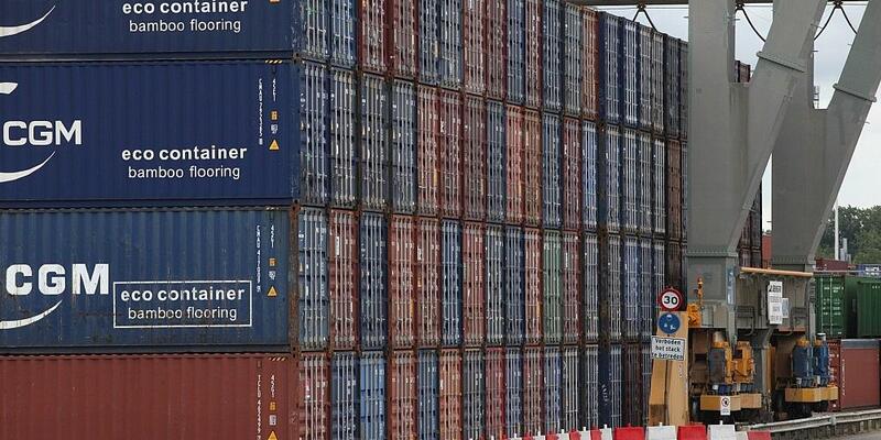 Container (Archiv) - Foto: via dts Nachrichtenagentur