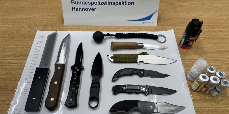 BPOL-H: Pressemitteilung der Bundespolizeiinspektion Hannover anlässlich Kontrollmaßnahmen zur Bekämpfung der Gewaltkriminalität am Hauptbahnhof Hannover - mehrere Messer sichergestellt - Foto: presseportal.de