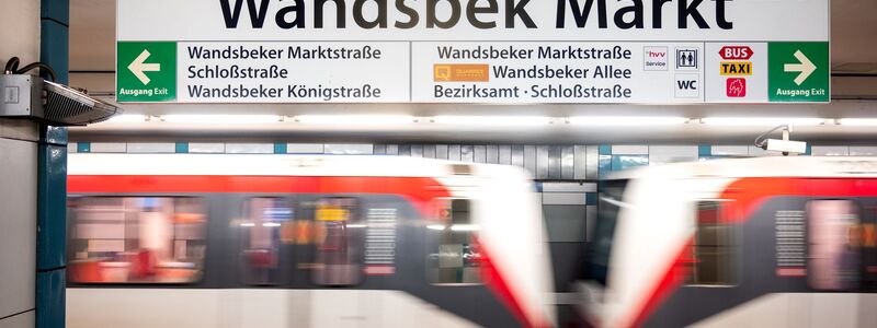 Die Mordkommission ermittelt in dem Fall. - Foto: Daniel Bockwoldt/dpa