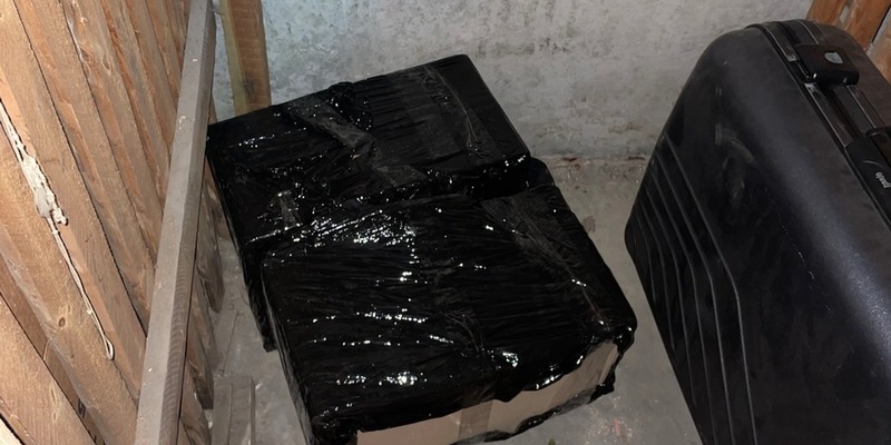 HZA-B: Zoll verhindert illegalen Handel mit 40.000 Stück unversteuerten Zigaretten - Foto: presseportal.de