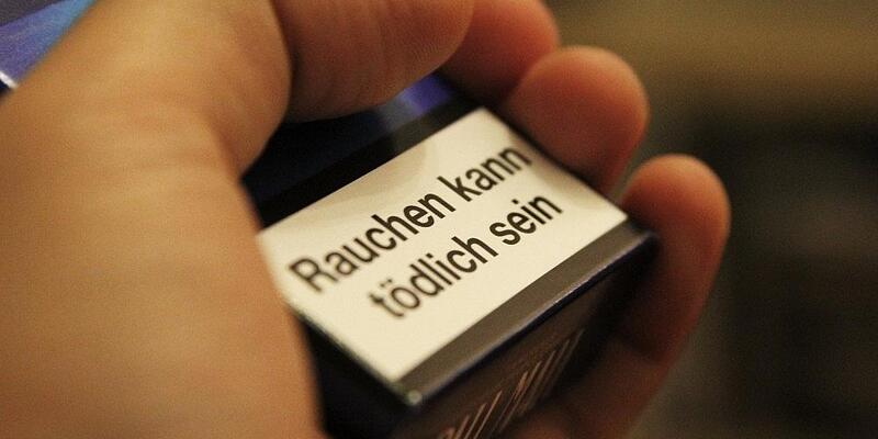 Raucherwarnung auf Zigarettenschachtel (Archiv) - Foto: via dts Nachrichtenagentur
