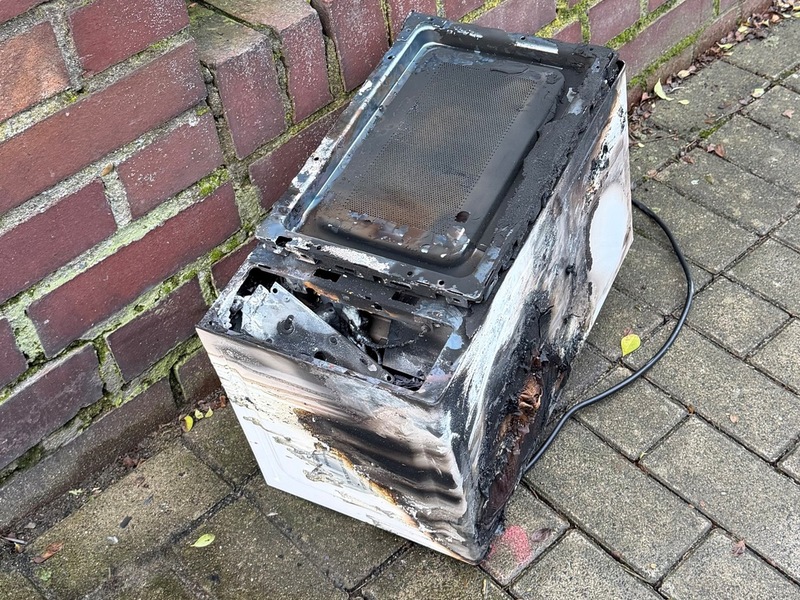 FW-RS: Küchenbrand in Mehrfamilienhaus in der Edelhoffstraße - Foto: presseportal.de