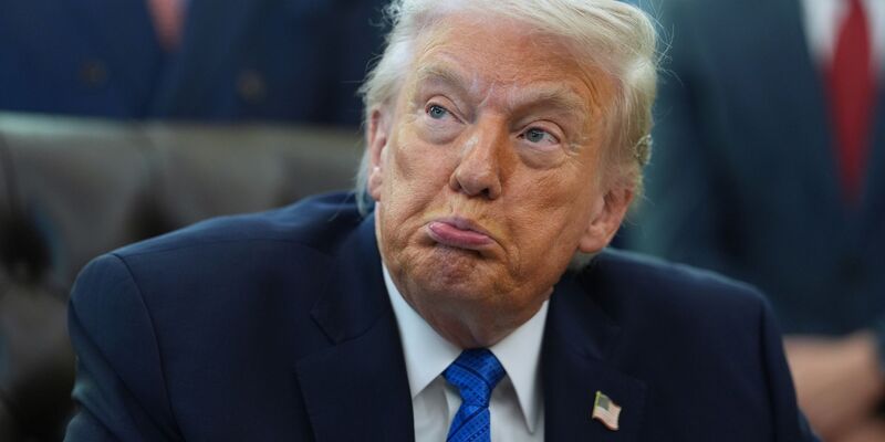 US-Präsident erhöht den Druck auf Teheran. (Archivbild) - Foto: Evan Vucci/AP/dpa