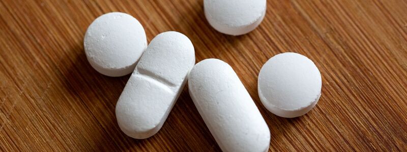 Vitamin D kann als Nahrungsergänzungsmittel etwa in Drogerien und Apotheken gekauft werden. (Symbolbild) - Foto: Fernando Gutierrez-Juarez/dpa-Zentralbild/dpa