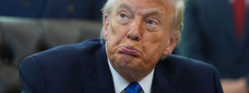 Der US-Präsident erhöht den Druck auf Teheran. (Archivbild) - Foto: Evan Vucci/AP/dpa