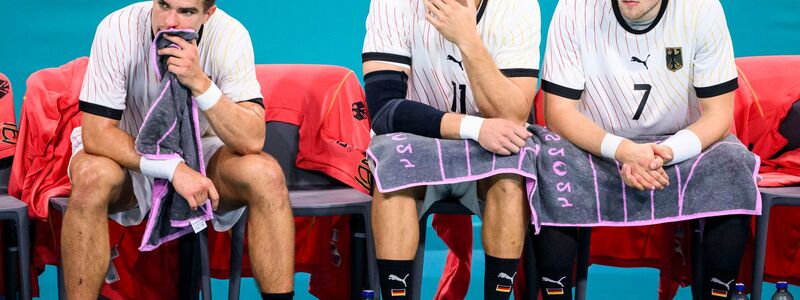 Ratlosigkeit im DHB-Team nach dem Debakel im Olympia-Finale 2024. - Foto: Tom Weller/dpa