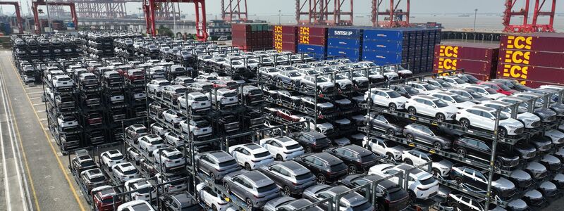 Dudenhöffer befürchtet, dass insbesondere chinesische Importe von der Prämie profitieren könnten. (Archivbild) - Foto: XinHua/dpa