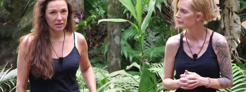 Die Dschungelfreundinnen Simone Ballack und Mirja du Mont werden getrennt. - Foto: RTL/dpa