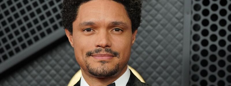 Trevor Noah moderiert zum sechsten und letzten Mal die Grammy-Verleihung. - Foto: Jordan Strauss/Invision/AP/dpa