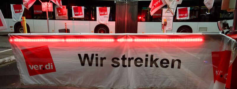 In den Tarifverhandlungen fordert Verdi insbesondere deutlich bessere Arbeitsbedingungen. - Foto: Henning Kaiser/dpa
